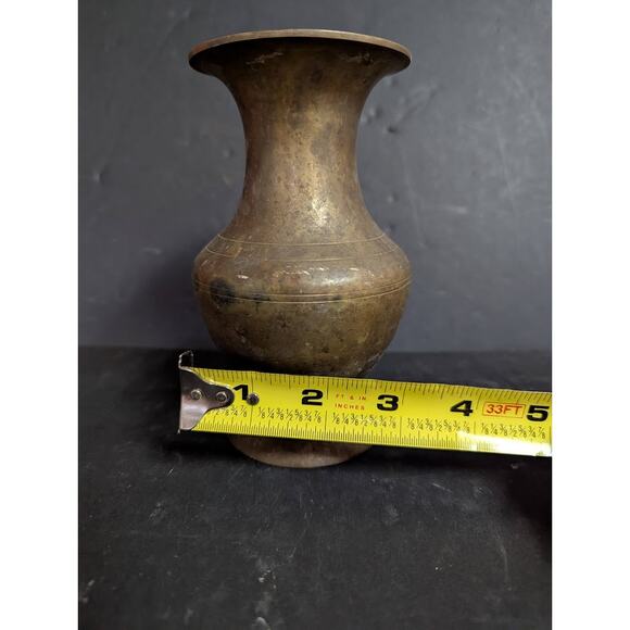 Antique 6" banded brass vase footed Patina flared neck round body Far East - Picture 3 of 6